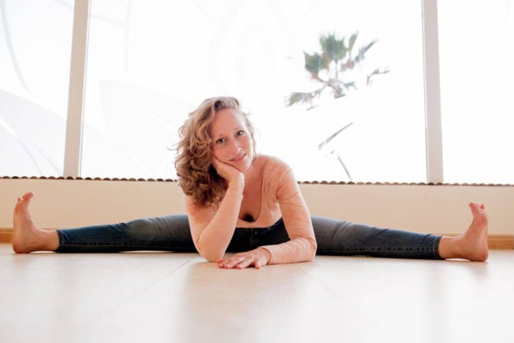 Libby Hargreaves - Profesora de Pure Yoga Las Palmas de Gran Canaria